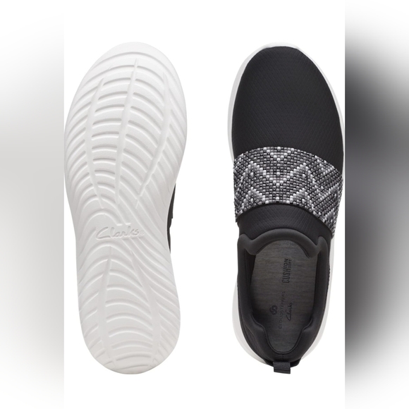Clarks Women’s Cloudstepper Nova Way Size 9.5 - NEW Slip On Sneaker - Picture 2 of 6